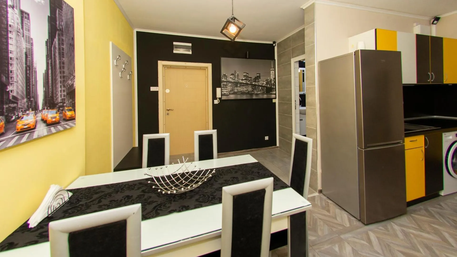The Yellow Appartment Sofia Apartment